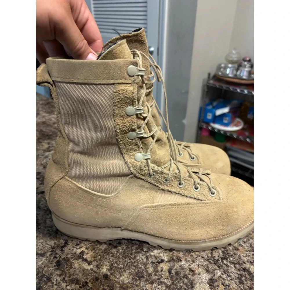 Belleville 770 Mens Tan Suede GORE-TEX Waterproof Combat Boots 9.5 W Made in USA